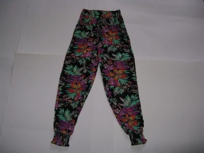 MID SUMMER FANTASTIC CLEARING SALE-LEGGING FOR GIRLS-MIXED PATTERN COLOR -LARGE-LOWEST PRICE GUARANTEED-TRY ATLEAST ONCE- DO NOT MISS THIS CHANCE-50% DISCOUNT-ART.NO.16/34755707