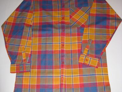 MID SUMMER FANTASTIC CLEARING SALE-INDIAN BEAUTIFUL CHECK DESIGN LONG SHIRT FOR LADIES/GENTS FOR WEARING WHILE GOING TO SLEEP -L/XL- DISCOUNT 60% ll ART. NO. 17/36102836-Sw.Kr. 80-00