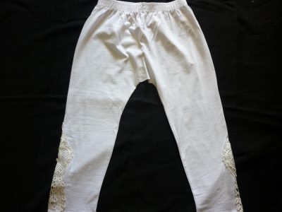MID SUMMER FANTASTIC CLEARING SALE-LEGGING FOR GIRLS-WHITE -LARGE-LOWEST PRICE GUARANTEED-TRY ATLEAST ONCE- DO NOT MISS THIS CHANCE-50% DISCOUNT-ART.NO.10/34911564