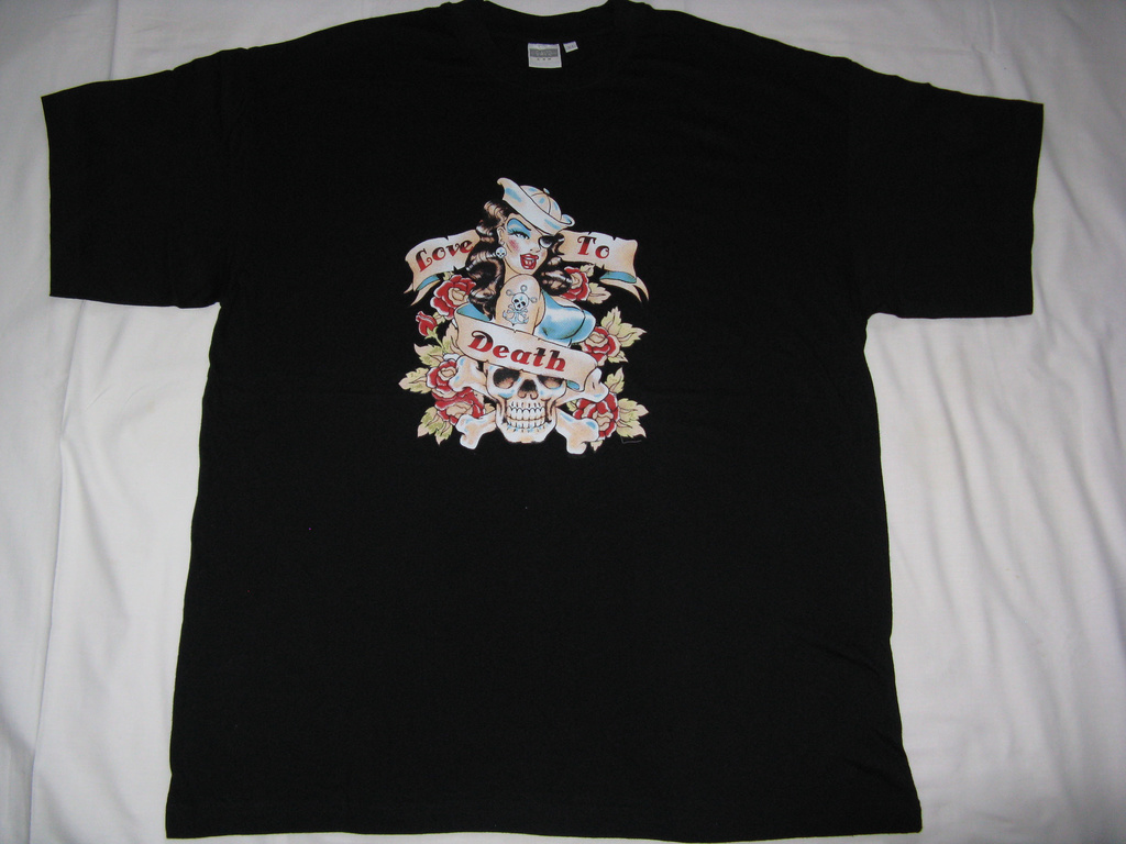 AMERICAN T-SHIRT PRINTED WITH MOTIVE OF "LOVE TO DEATH"-UNFORGETTABLE GIFT-TOP QUALITY-LOWEST PRICE GUARANTEED-DO NOT MISS THIS CHANCE-FREE HOME(POST OFFICE) DELIVERY-ART NO. 1979122683-REA 50%