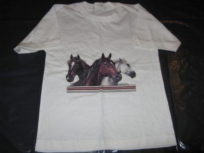 AMERICAN T-SHIRT PRINTED WITH MOTIVE OF "THREE FACES OF HORSES "-UNFORGETTABLE GIFT-TOP QUALITY-LOWEST PRICE GUARANTEED-DO NOT MISS THIS CHANCE-FREE HOME(POST OFFICE) DELIVERY-ART NO. 121115-2832-REA 50%
