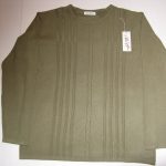 MID SUMMER FANTASTIC CLEARING SALE-LADIES LATEST FASHION KNITTED WOOL JUMPER . VERY SOFT. STRIPES IN DIFFERENT OF THE JUMPER. SLITS ON BOTH SIDES. THE BACK IS REGULAR AND IN PLAIN AS USUAL.DON'T MISS THIS CHANCE II DISCOUN