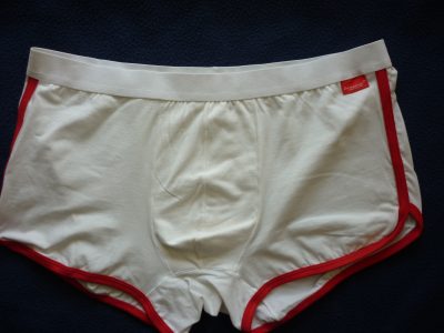 MEN'S UNDERWEAR (BRIEF) II GUARANTEED TOP QUALITY II OFF WHITE WITH RED LINING IIDON'T MISS THIS CHANCE-3 Pcs.II FREE HOME DELIVERY(POST NORD)IIDISCOUNT 35% IIART.No.190822-1060339